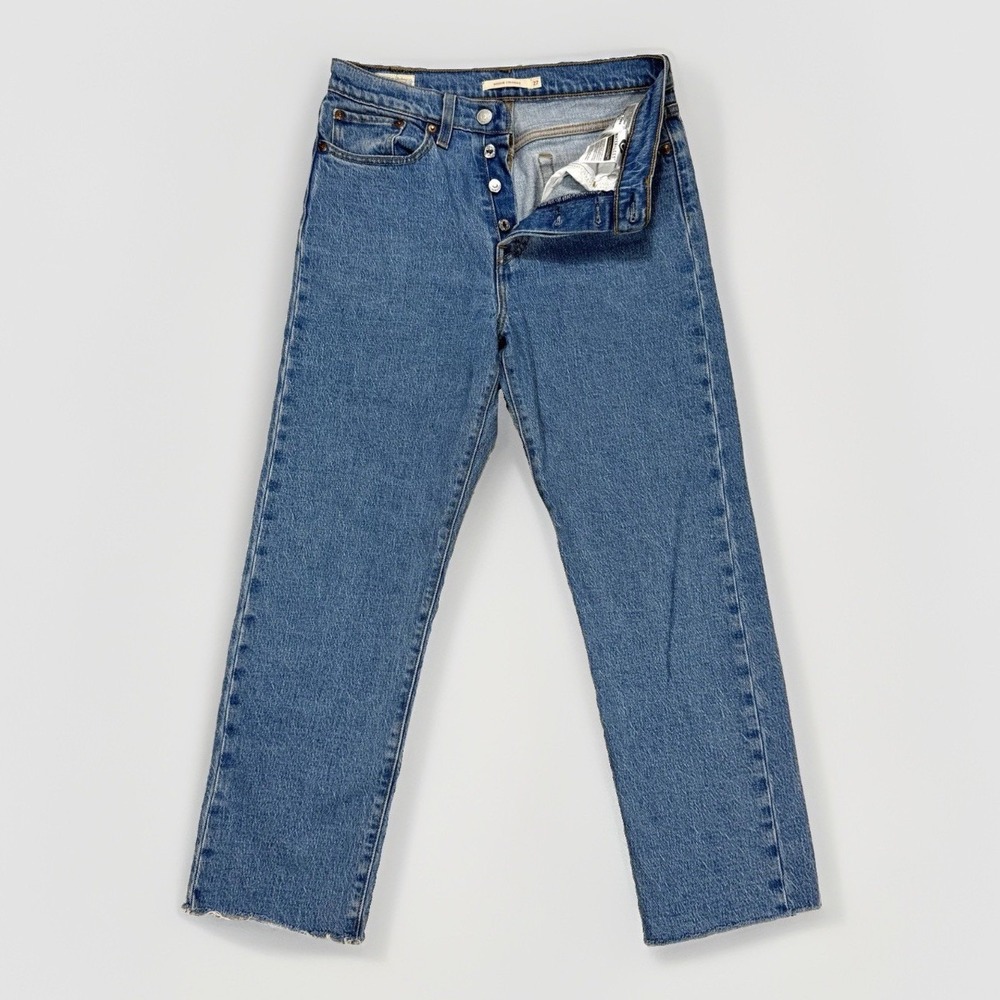 Levi's Premium Wedgie Straight Jeans Women's 27x25 Raw Hem Streetwear Grunge